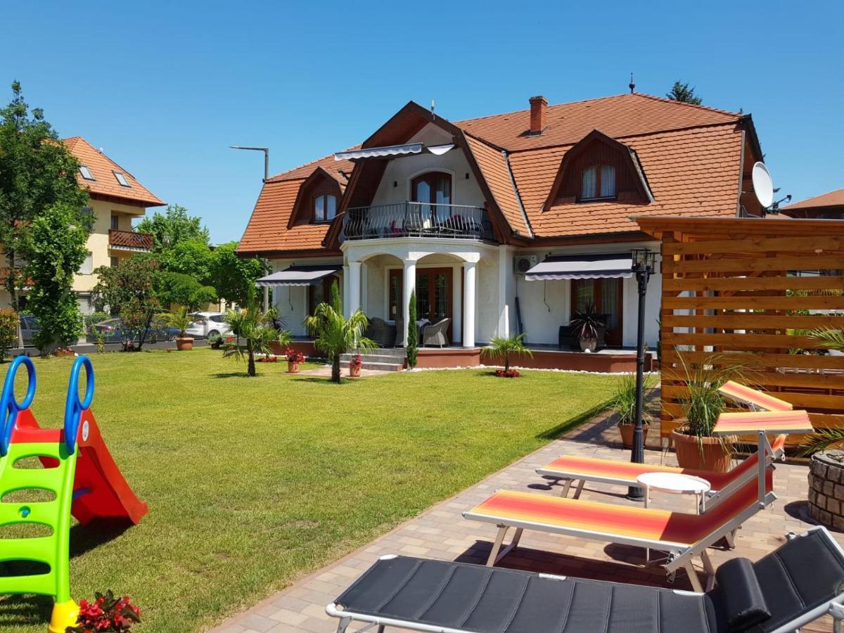 Gabi Apartmanhaz Балатонлелле Экстерьер фото